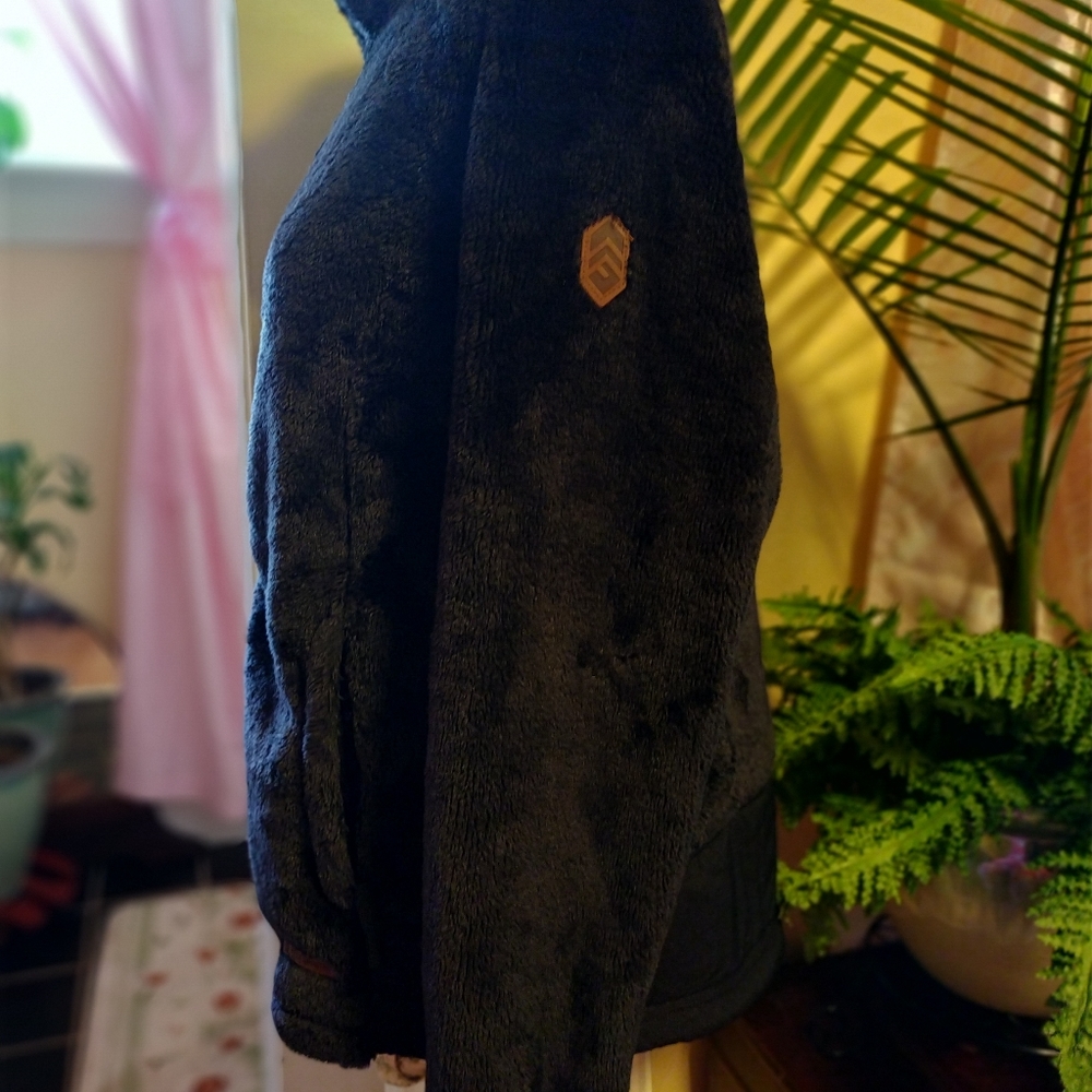Very Soft Furry Jacket - Picture 2 of 16